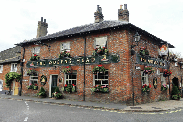 Queens Head Pub