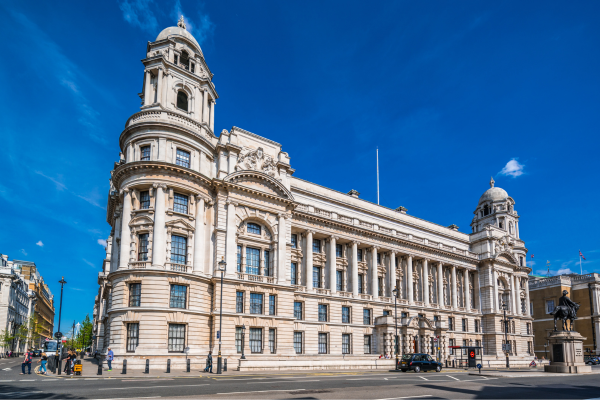 From London to Hogwarts (Horse Guards Avenue)