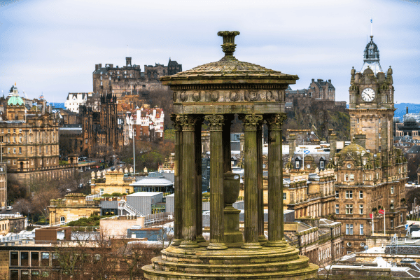 Monument Dugald Stewart