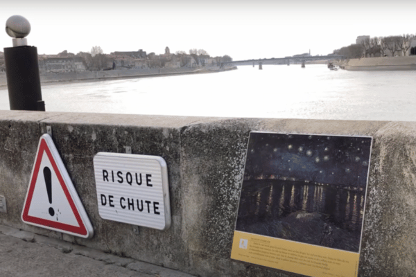 Nuit étoilée sure le Rhône