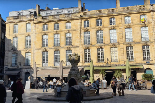 Place Du Parlement: A Charming And Lively Square In Bordeaux